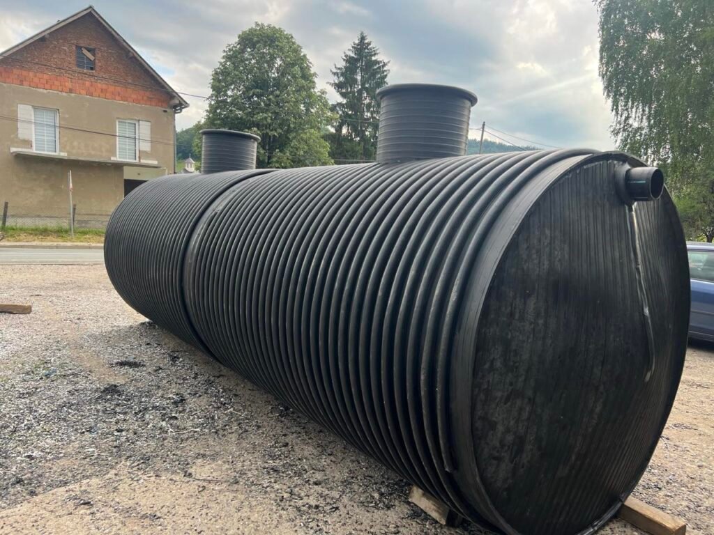 Dvokomorna septička jama